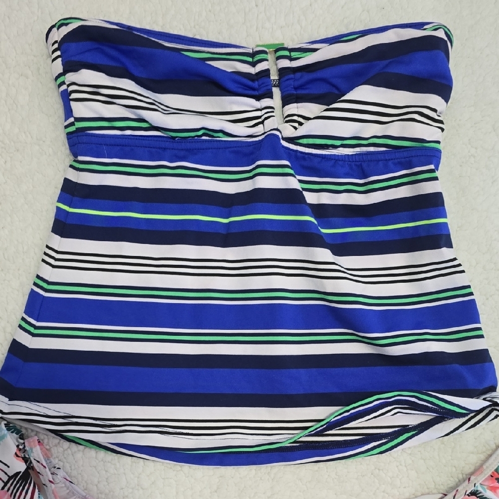 Bathing Suit Top Bundle - Picture 4 of 4